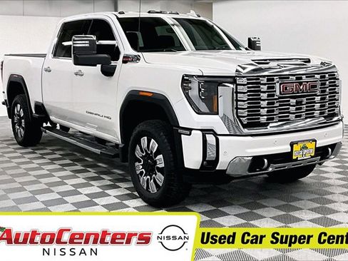 Used 2024 GMC Sierra 2500 Denali w/ Technology Package image 1