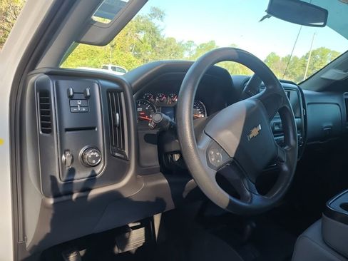 Used 2019 Chevrolet Silverado 2500 W/T image 11