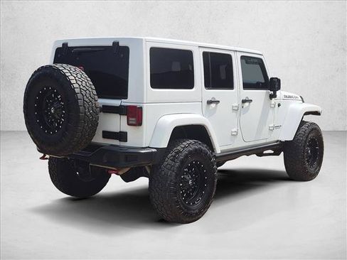 Used 2017 Jeep Wrangler Unlimited Rubicon AWD/4WD image 5