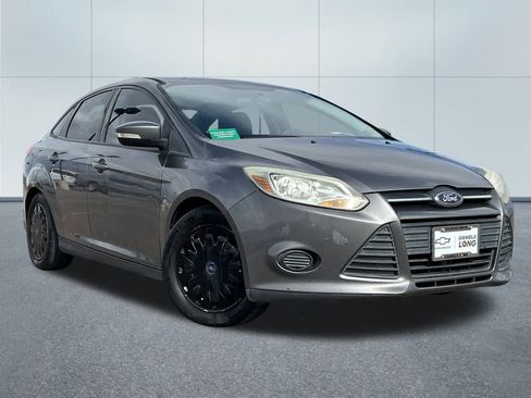 Used 2014 Ford Focus SE image 32