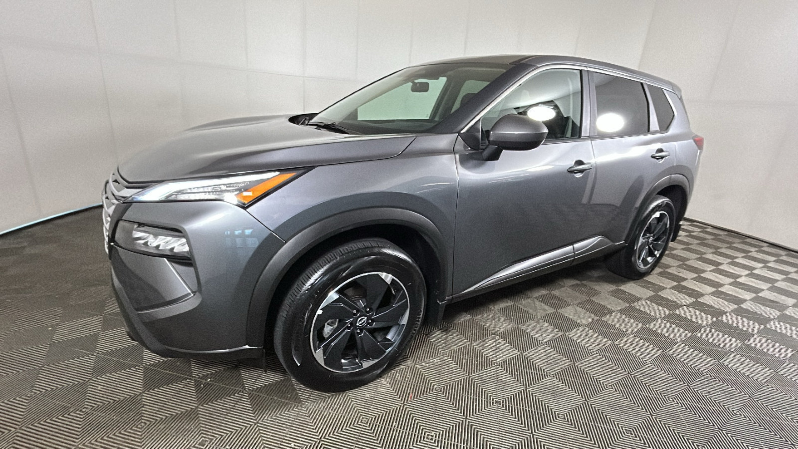Certified 2026 Nissan Rogue SV AWD/4WD image 8