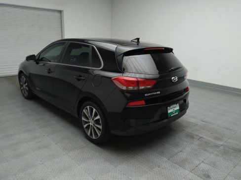 Used 2019 Hyundai Elantra GT w/ Style Package 02 FWD image 5