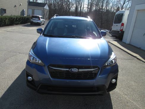 Used 2019 Subaru Crosstrek 2.0i Premium image 6