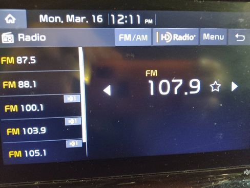 Used 2022 Kia Sorento LX image 25