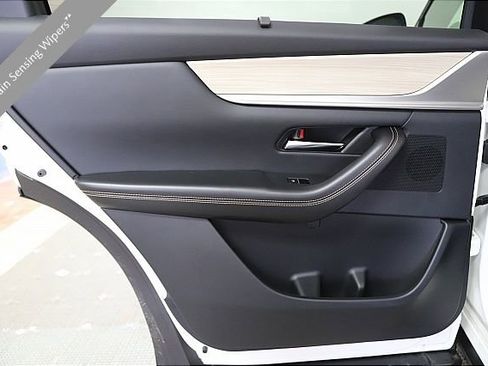 Used 2025 MAZDA CX-90 3.3 Turbo w/ Preferred Package image 9