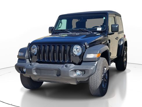 Used 2018 Jeep Wrangler Sport image 3