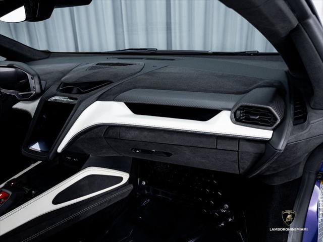 Used 2026 Lamborghini Temerario AWD/4WD image 48