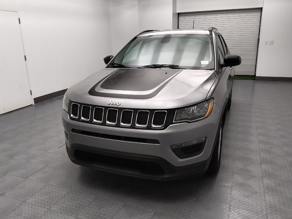 Used 2018 Jeep Compass Sport w/ Tech Group FWD image 15