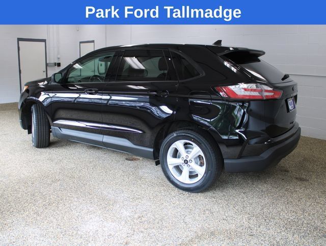 Used 2024 Ford Edge SE AWD/4WD image 2
