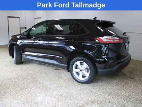 Used 2024 Ford Edge SE AWD/4WD image 2