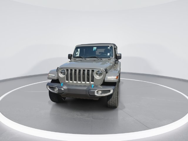 Used 2022 Jeep Wrangler Unlimited Sahara AWD/4WD image 3