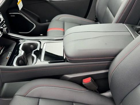 New 2026 Chevrolet Traverse RS w/ LPO, Floor Liner Package image 39