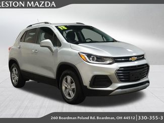 Used 2018 Chevrolet Trax LT w/ LT Convenience Package image 1