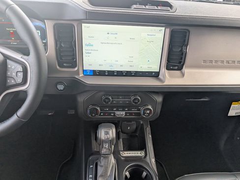 New 2025 Ford Bronco Outer Banks image 13