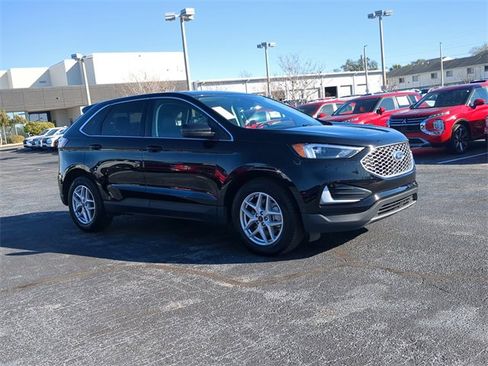 Used 2024 Ford Edge SEL image 4