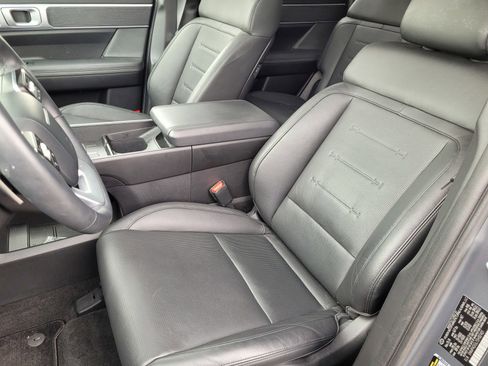 Used 2025 Hyundai Santa Fe Limited image 20