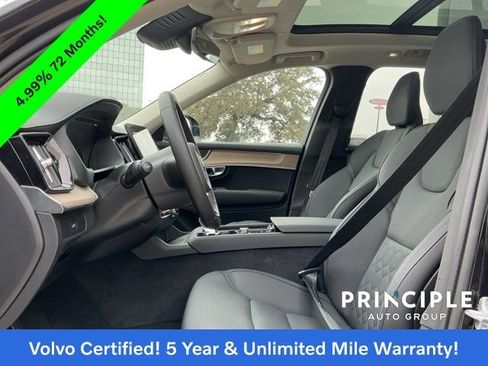 Certified 2025 Volvo XC90 B5 Plus image 28