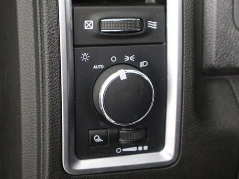 Used 2021 RAM 1500 Classic Warlock AWD/4WD image 45