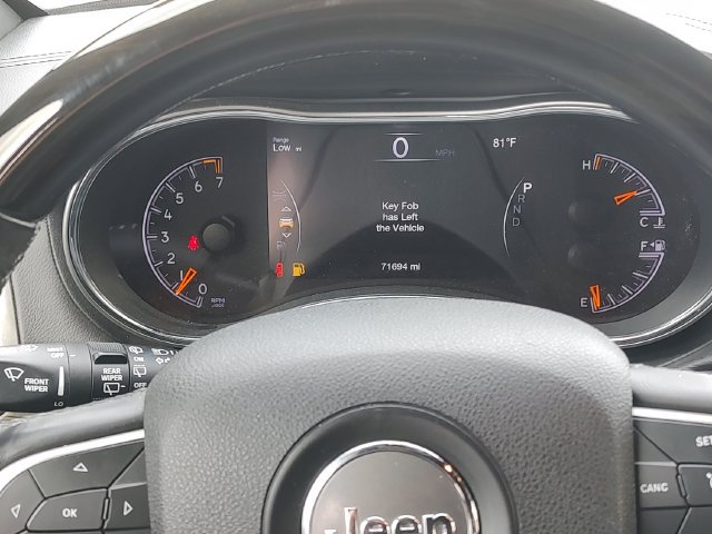Used 2018 Jeep Grand Cherokee Overland AWD/4WD image 12