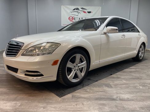 Used 2010 Mercedes-Benz S 550 4MATIC image 7