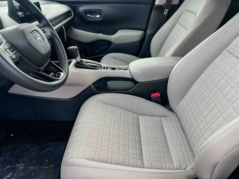New 2026 Honda HR-V LX image 10