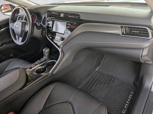 Used 2018 Toyota Camry XSE FWD image 23