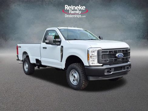 New 2026 Ford F250 XL w/ XL Off-Road Package AWD/4WD image 3