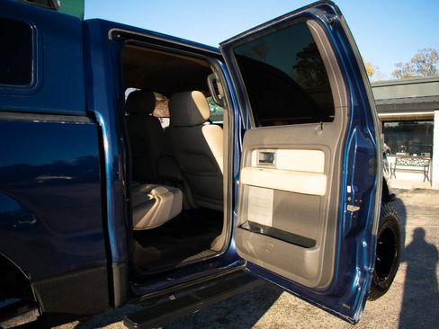 Used 2011 Ford F150 XLT w/ XLT Chrome Pkg image 34