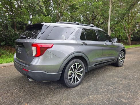 Used 2022 Ford Explorer ST-Line RWD image 7