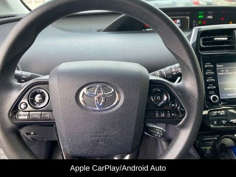 Used 2022 Toyota Prius LE FWD image 9