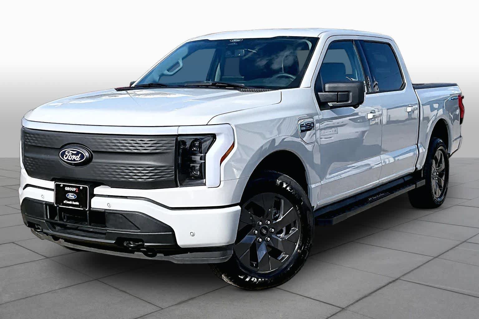 Used 2024 Ford F150 Lightning Flash AWD/4WD image 34