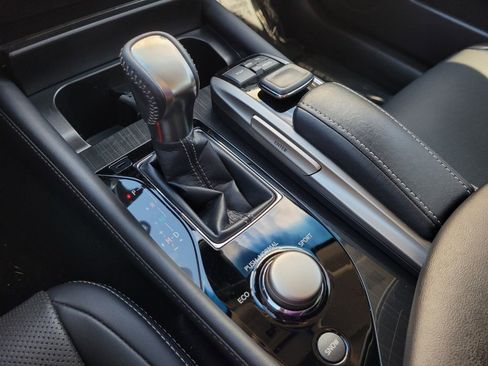 Used 2017 Lexus GS 200t F Sport image 18