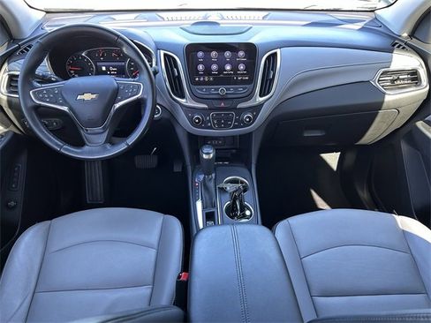 Used 2020 Chevrolet Equinox Premier image 2