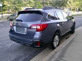 Used 2018 Subaru Outback 2.5i Premium image 5