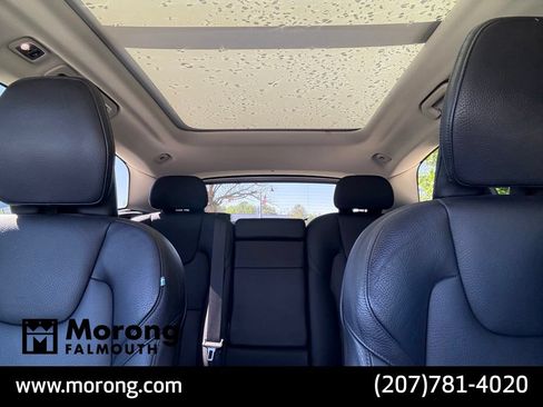 Used 2021 Volvo XC60 T6 Momentum w/ Premium Package AWD/4WD image 37