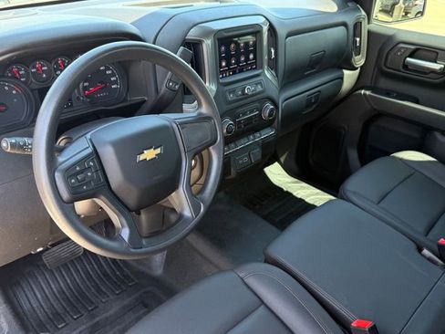 Used 2025 Chevrolet Silverado 1500 W/T w/ Trailering Package RWD image 11