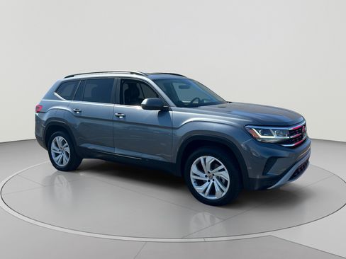 Used 2023 Volkswagen Atlas SE w/ Panoramic Sunroof Package AWD/4WD image 7