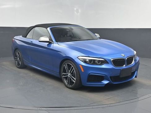 Used 2018 BMW M240i xDrive Convertible image 8