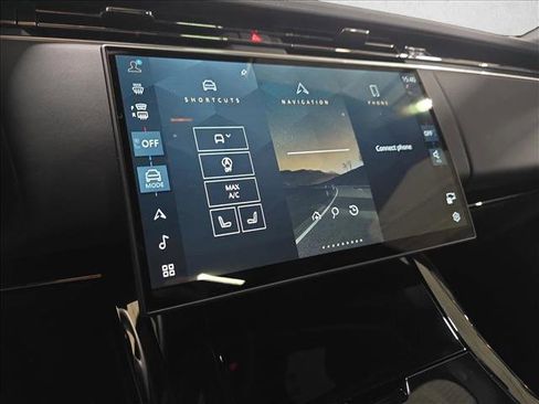 New 2026 Land Rover Range Rover Sport SE image 21