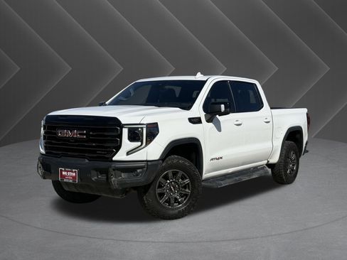 Used 2024 GMC Sierra 1500 AT4X image 2