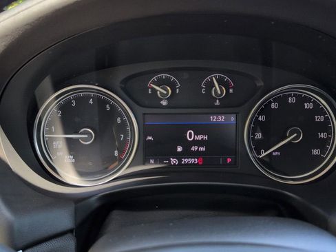 Used 2023 Buick Enclave Essence w/ Experience Buick Package FWD image 22