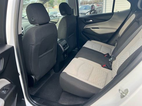 Used 2019 Chevrolet Equinox LS w/ LS Convenience Package image 15