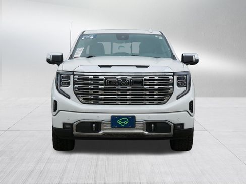 Certified 2023 GMC Sierra 1500 Denali w/ Denali Reserve Package AWD/4WD image 2