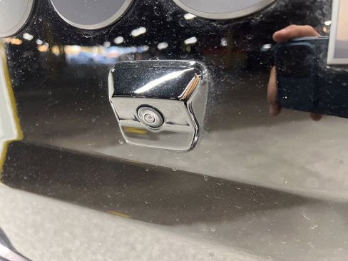 Used 2025 Jeep Gladiator Nighthawk image 7