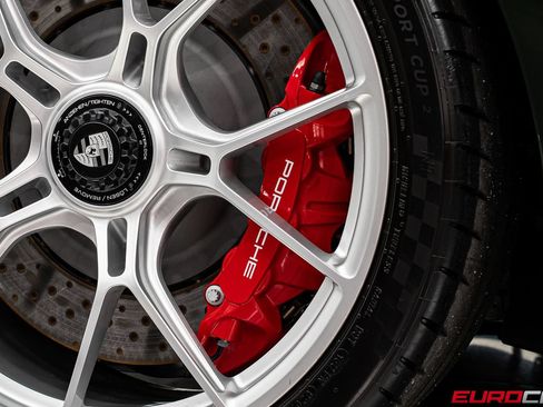 Used 2025 Porsche 911 GT3 RWD image 25