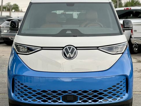 Used 2025 Volkswagen ID. Buzz Pro S RWD image 42