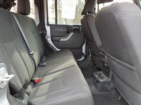 Used 2017 Jeep Wrangler Unlimited Sport w/ Quick Order Package 24S image 8