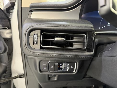 Used 2021 Lincoln Nautilus FWD image 20