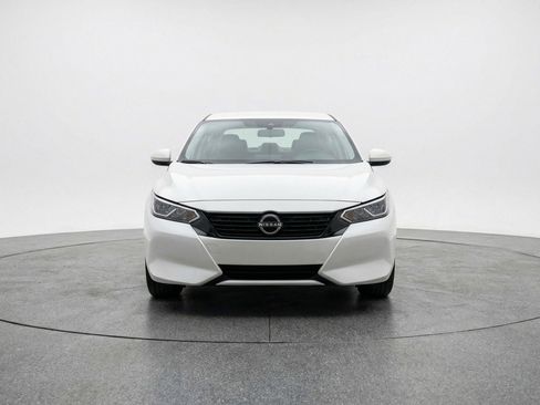 Used 2025 Nissan Sentra S FWD image 2