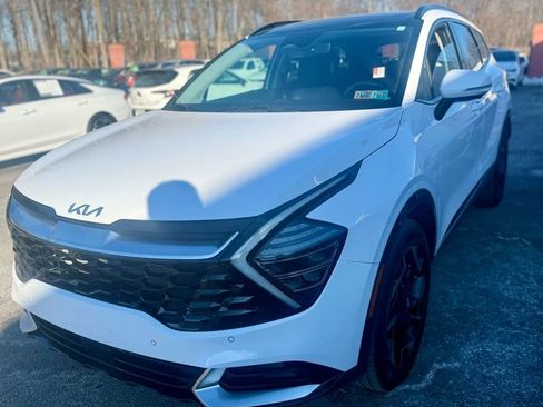 Certified 2023 Kia Sportage SX image 2